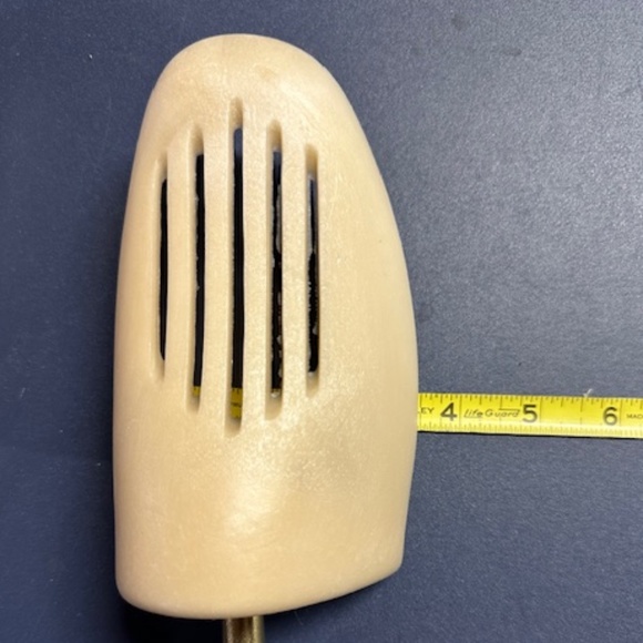 2 Pair Plastic Shoe Stretchers/Trees - Picture 8 of 8